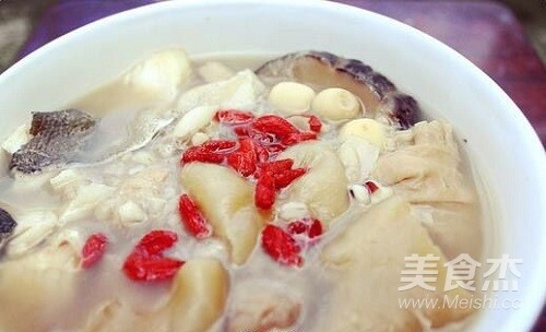 Lily Huaishan California Perch Soup recipe