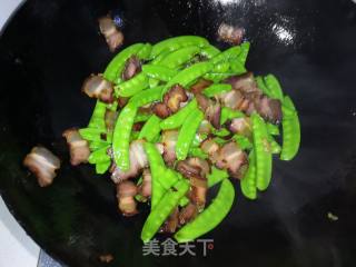 #蜡味# Cured Meat Snow Peas recipe