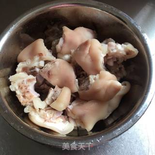 Roast Pork Feet recipe