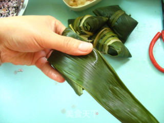 【dragon Boat Festival·zongzi】four-corner Rice Dumpling Method--black Rice Abalone Dumpling recipe