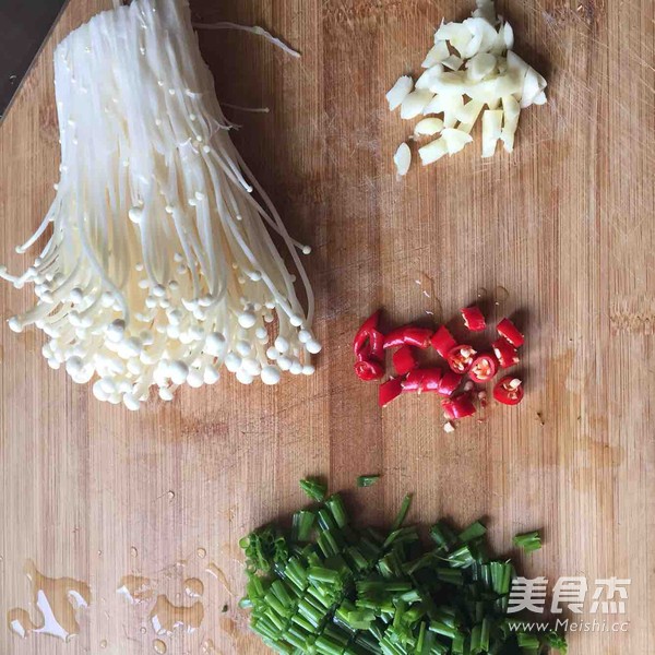 Enoki Mushroom with Scallion Oil recipe