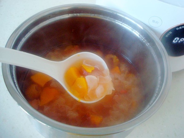 Hawthorn Pumpkin Tremella Soup recipe
