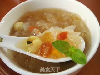 Peach Gum Soap Japonica Rice Lotus Seed Tremella Soup recipe