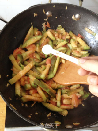 Two Eggplants Meet ------ Stir-fried Eggplant with Tomato recipe