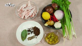 Lemon Passion Fruit Chicken Feet recipe
