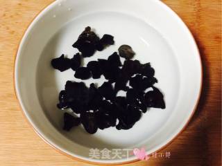 #信之美木耳试吃#fried Pork Slices with Fungus recipe