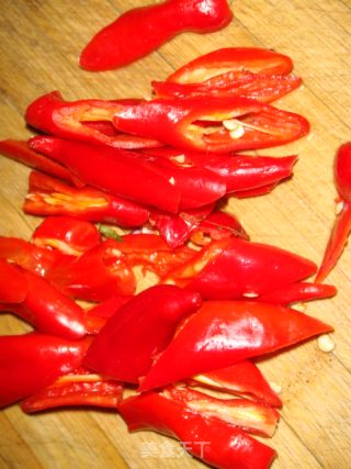 Stir-fried Yellow Leaf Vegetable with Red Pepper recipe