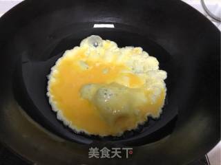 Stir-fried Seafood with Mushrooms and Fish Tofu recipe