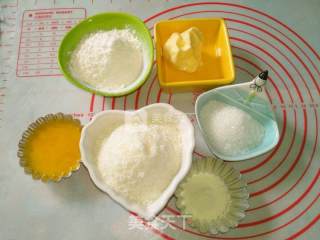 Golden Coconut Ball recipe