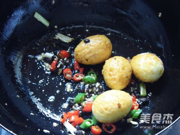 Soy Sauce Tiger Preserved Eggs recipe