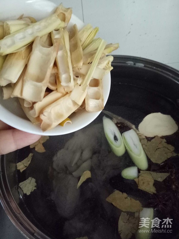 Bamboo Shoots and Ribs Soup recipe