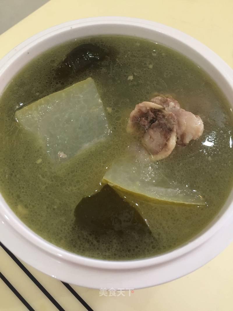 Seaweed and Winter Melon Tube Bone Soup recipe