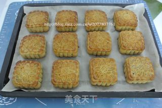 Upgraded Version-cantonese-style Pork Floss and Five-ren Barbecued Pork Mooncake (with Detailed Process Diagram) recipe