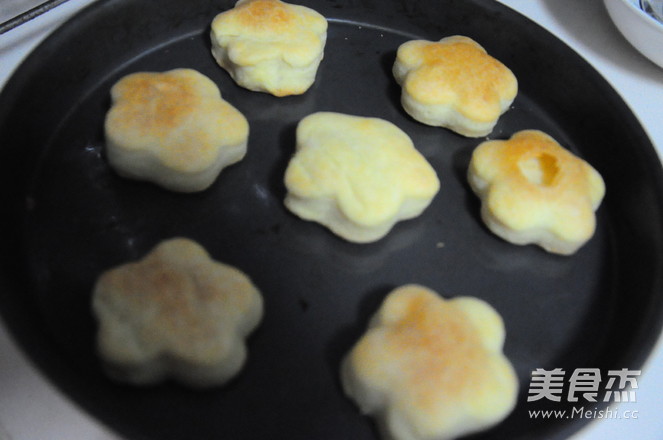 Butter Crispy Salty Biscuits recipe