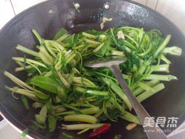 Stir-fried Macaroni recipe