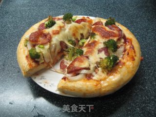 Salami Pizza-a Quick Breakfast recipe