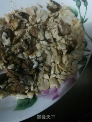 Two-meter Peanut Walnut Porridge recipe