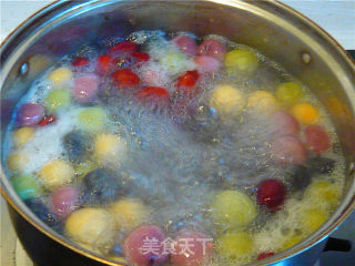 Colorful Glutinous Rice Balls with Lees recipe