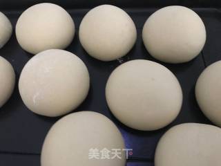 Yeast Old Noodle Buns recipe