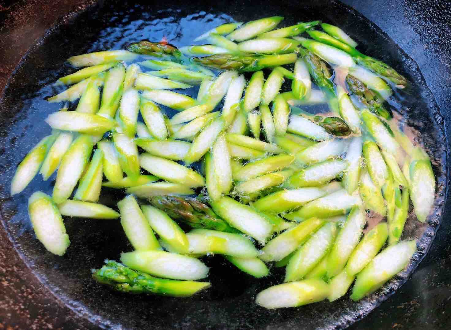 Stir-fried Shrimp with Asparagus recipe