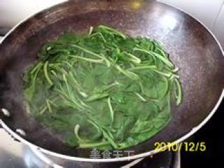 Simple and Delicious-garlic Spinach recipe