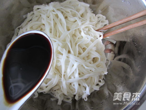 Sesame Sauce Noodles recipe