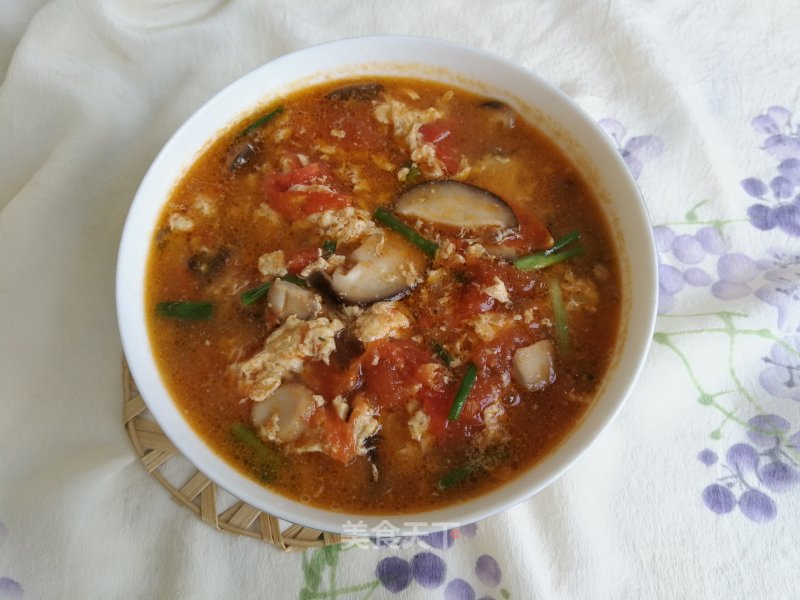 Tomato and Mushroom Egg Soup recipe