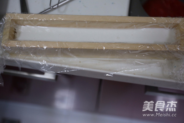 Coconut Osmanthus Cake recipe