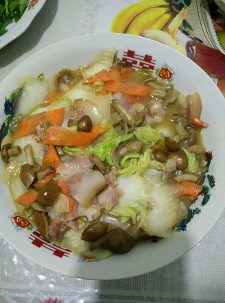 Stewed Cabbage with Nameko Mushroom