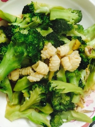 Fried Squid with Broccoli recipe