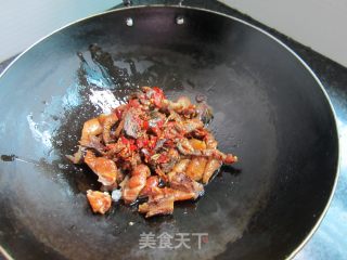 Steamed and Steamed Sausage-steamed and Steamed Fish with Sausage recipe