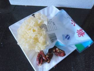 Rock Sugar Tremella Soup recipe
