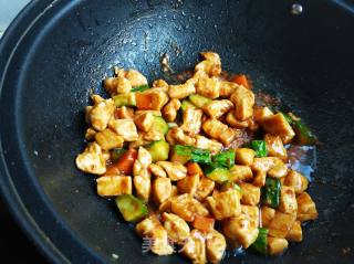 Stir-fried Chicken with Sauce recipe