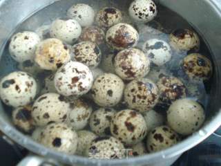 Marinated Quail Eggs recipe