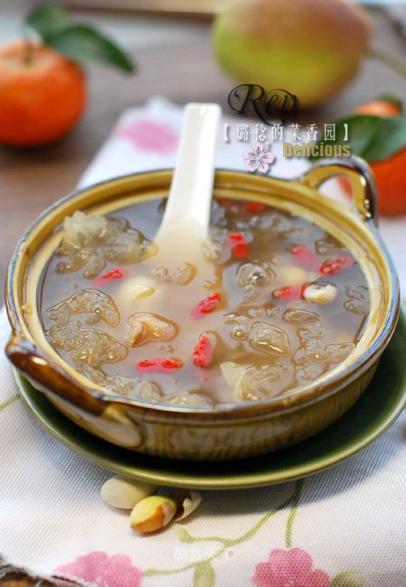 【ginkgo White Fungus Soup】 recipe