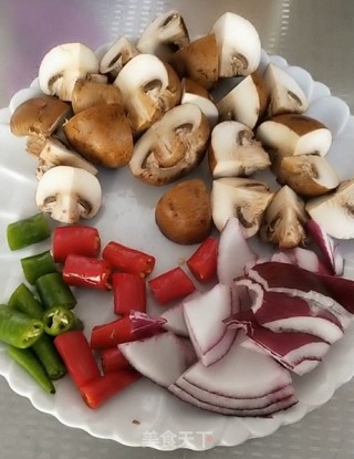 Stir-fried Beef with Mushrooms recipe