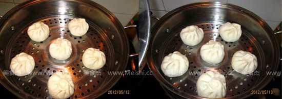 Pork Bun with Mushrooms and Carrots recipe