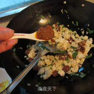 Oil Curry Sausage Garlic Fried Rice recipe