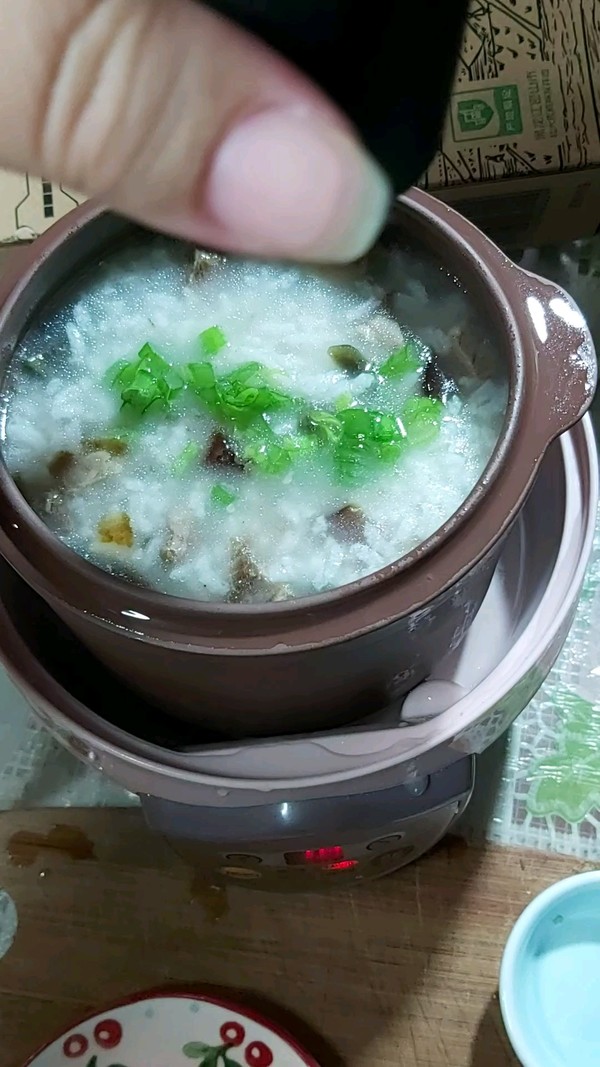 Preserved Egg Beef Porridge recipe