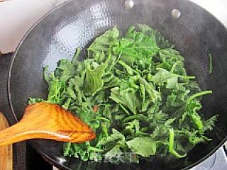 Stir-fried Pumpkin Seedlings recipe