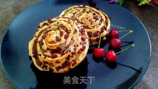 #aca婚纱明星大赛# Roasted Pork Roll with Green Pepper recipe