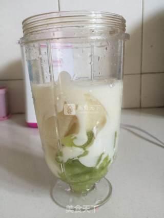 Kiwi Smoothie recipe