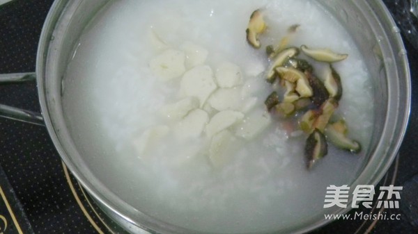 Mushroom Seafood Congee recipe