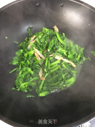 Stir-fried Bacon with Vegetable Moss recipe