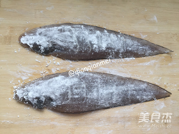 Pan-fried Tongue Fish recipe