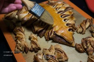 Hazelnut Butter Christmas Tree Twisted Roll recipe