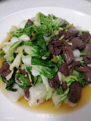 Stir-fried Duck Blood with Vegetables recipe