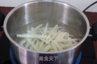The Southern Taste of The New Year, Fried Rice Cake with Winter Bamboo Shoots recipe