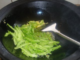 Bitter Gourd Scrambled Eggs recipe