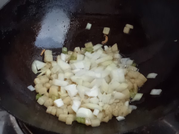 Fried Rice with Red Intestine recipe